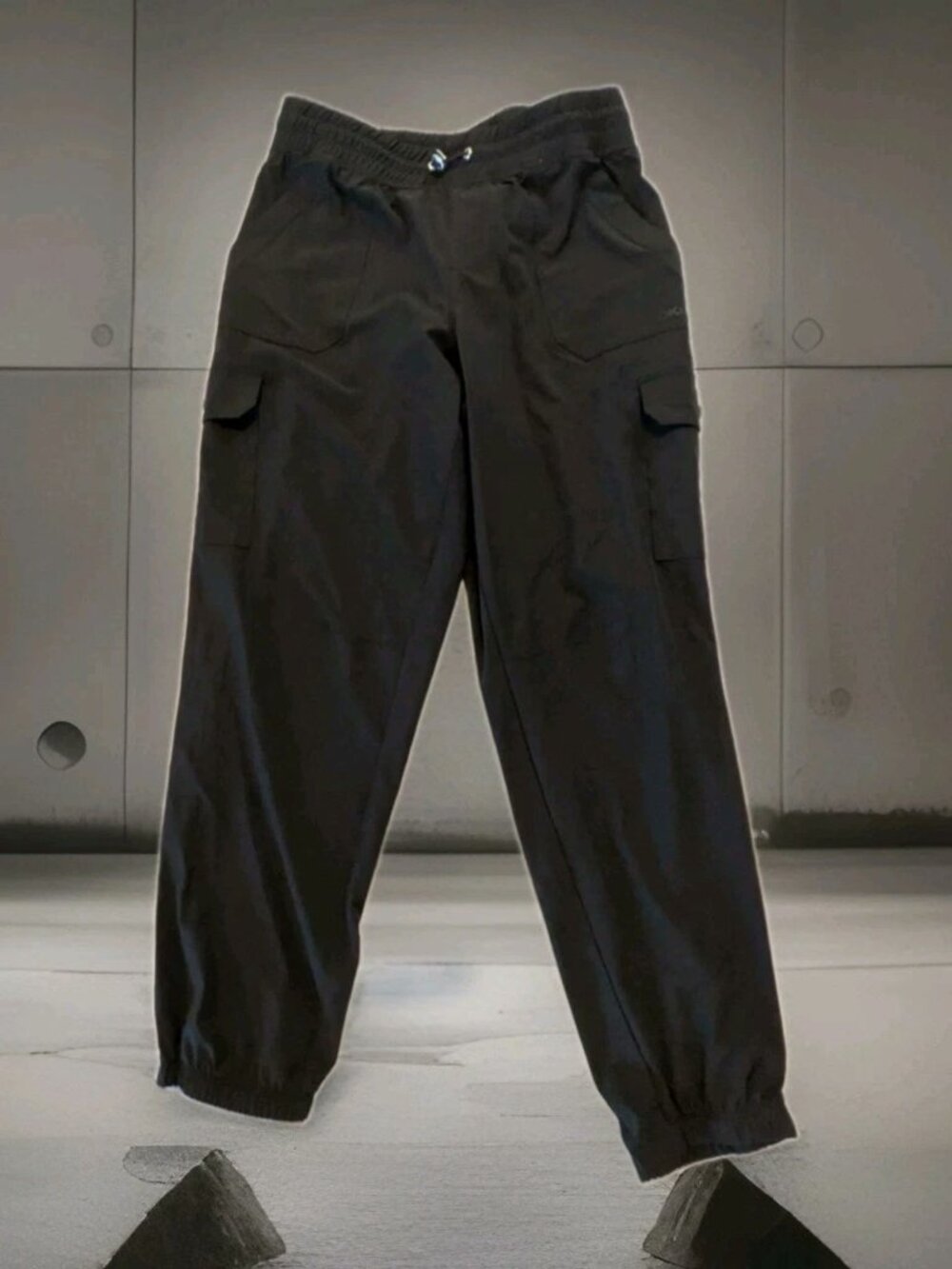 DKNY Sport Women's Cargo Jogger Pants Black Size Medium Drawstring